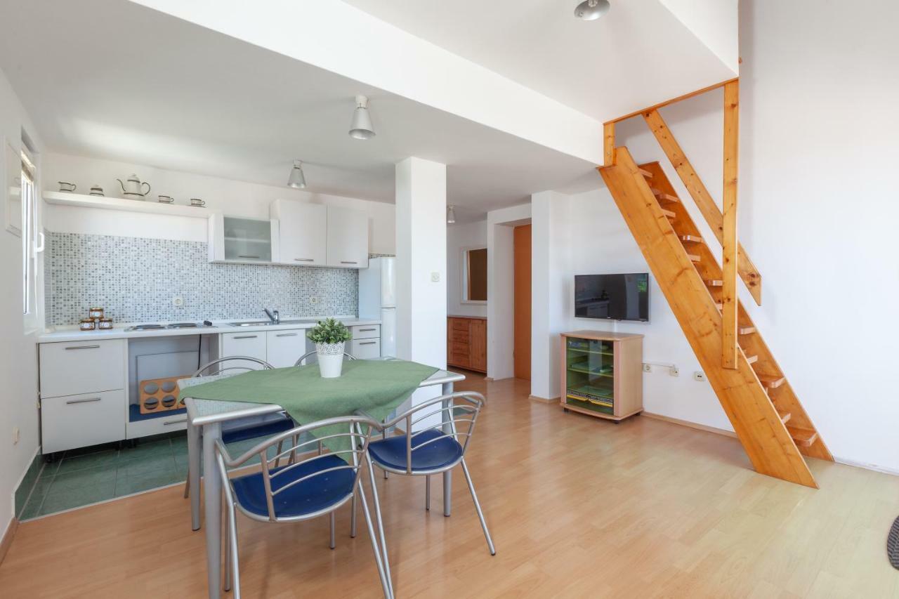 Apartmani "Miso" Подгора Екстериор снимка