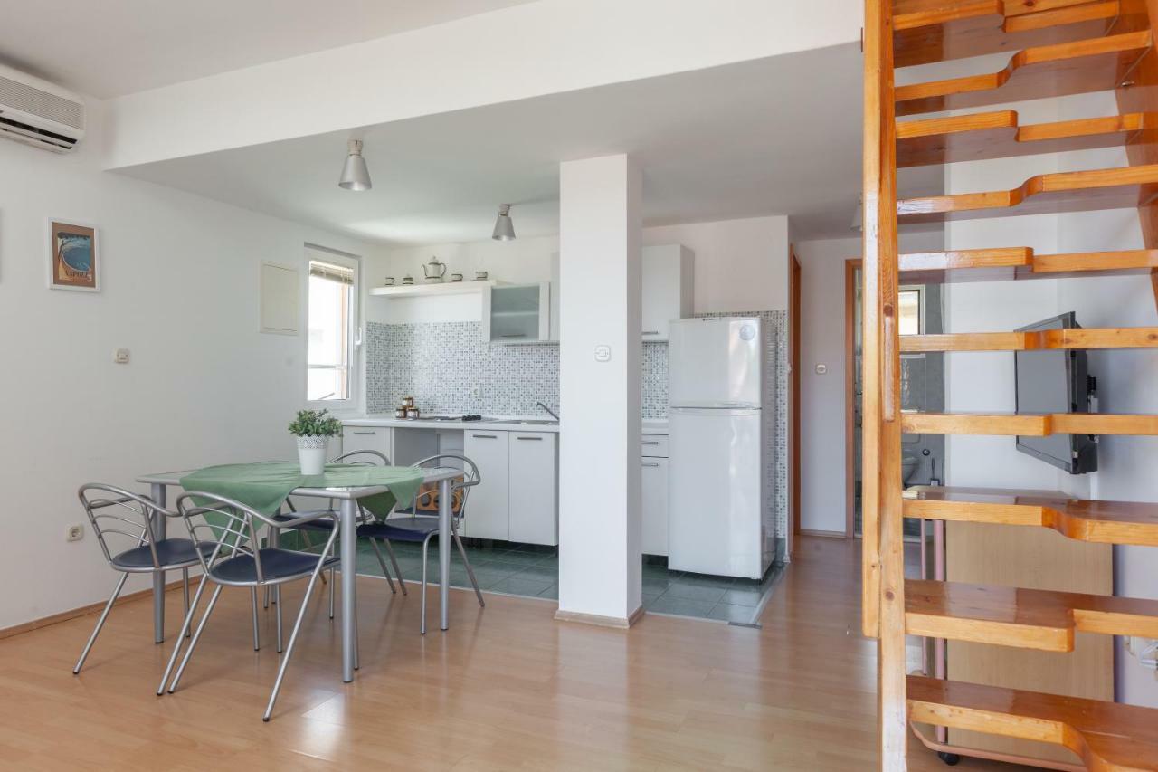 Apartmani "Miso" Подгора Екстериор снимка